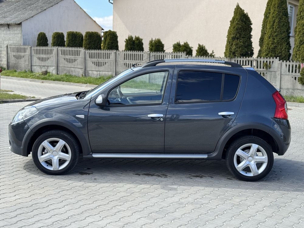Dacia Stepway Sandero z Niemiec/ Nawigacja
