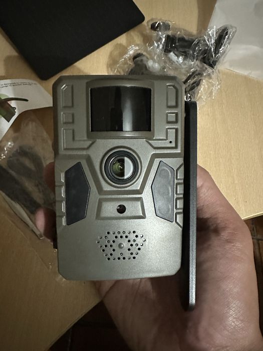 Câmera de caça e vigilância com conexão 4G