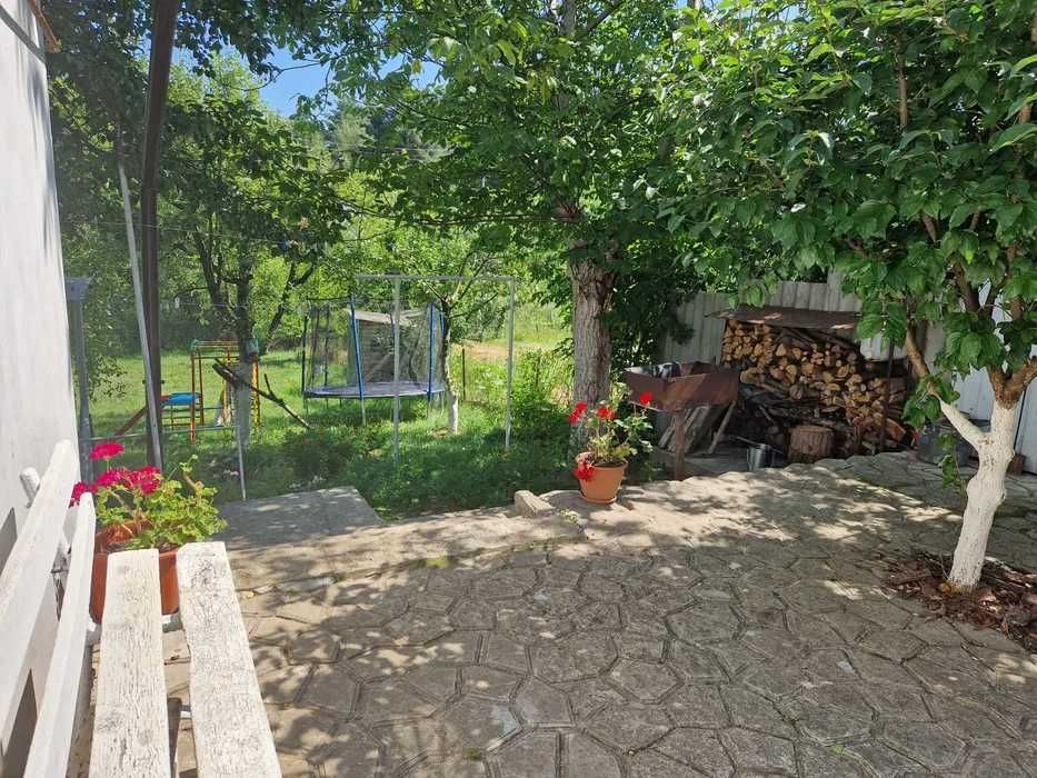 Продам будинок з ремонтом 100м.кв  в смт Глеваха!