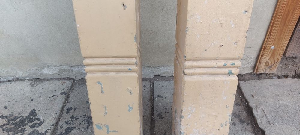 Drewno belki ozdobne stare