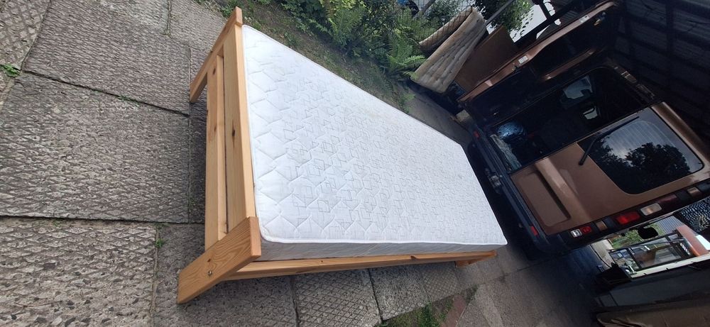 Ліжко лвоспальне з матрасом,доставлю бусом