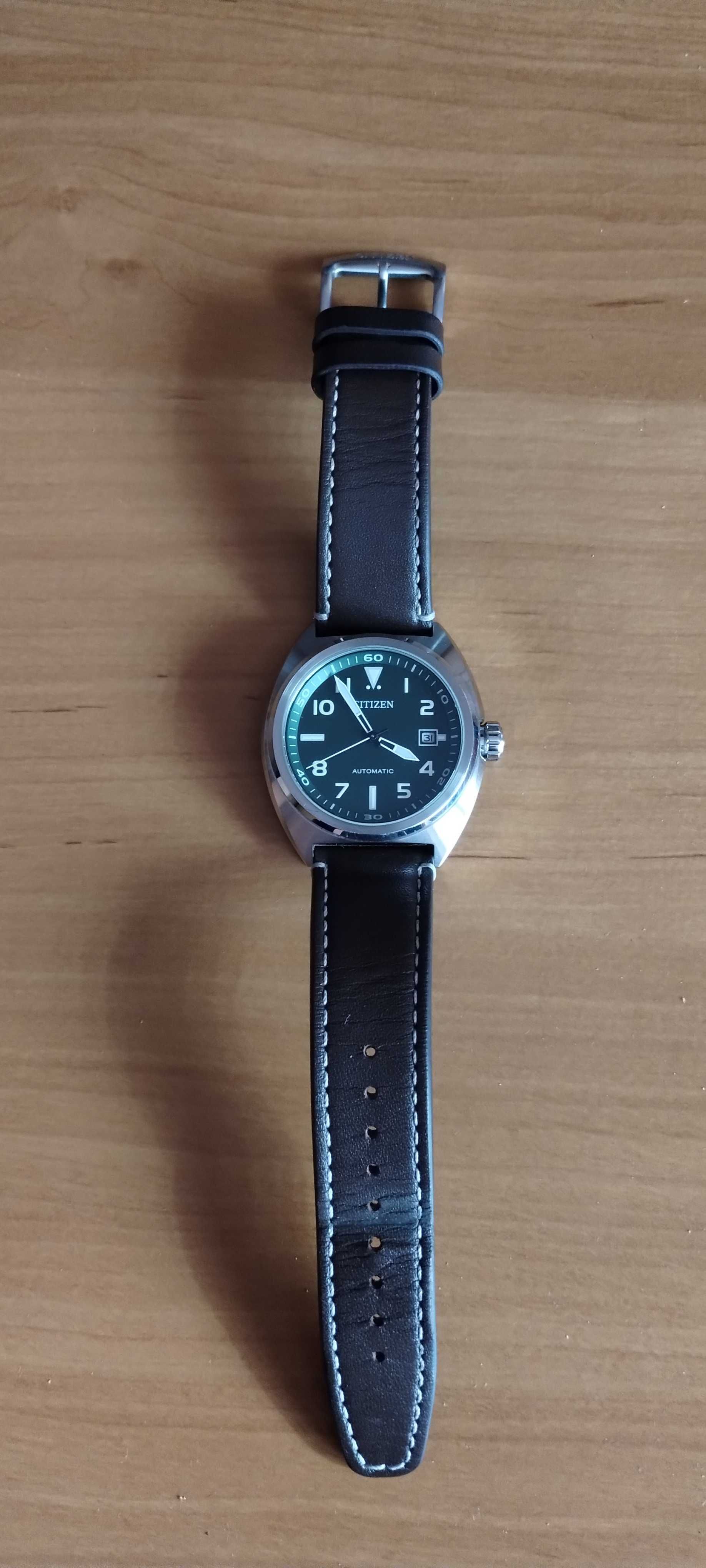 Zegarek z mechanizmem automatycznym Citizen NJ0100-38X