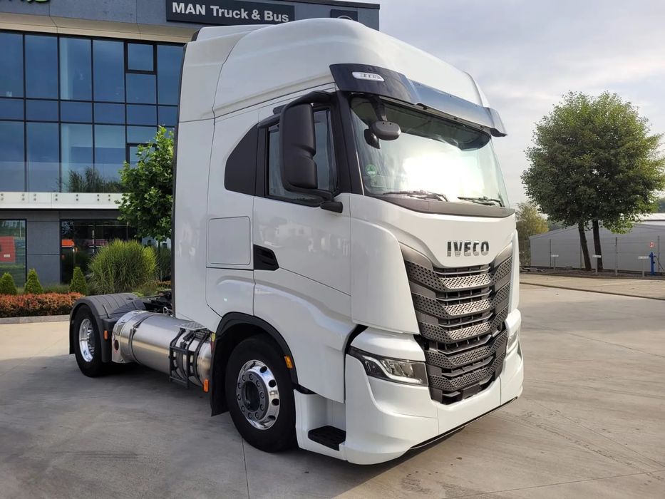 Iveco S-WAY 460 LNG / STANDARD / ALUFELGI / RETARDER  / 20 Szt