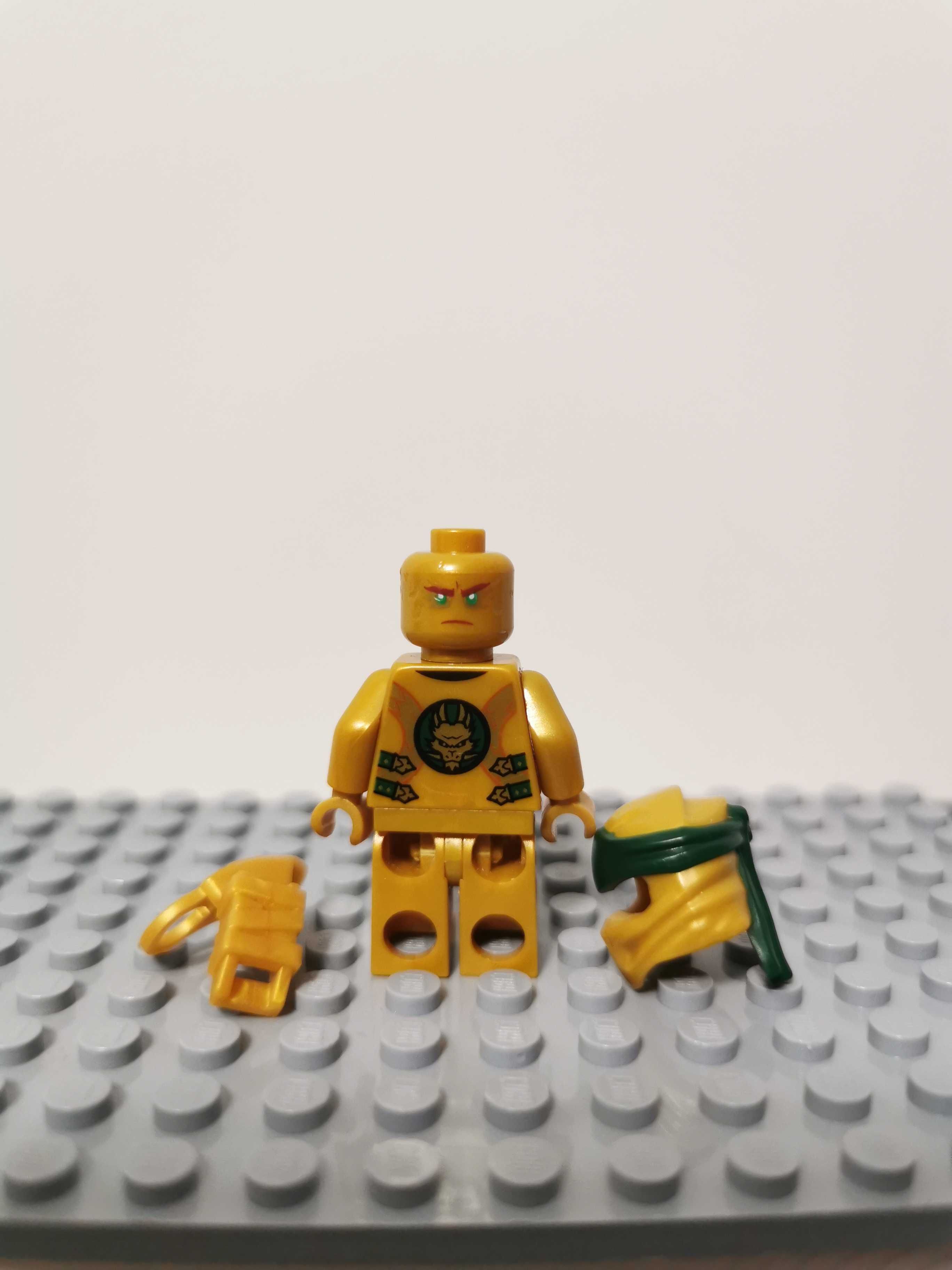 Lloyd (Golden Ninja) figurka LEGO njo584
