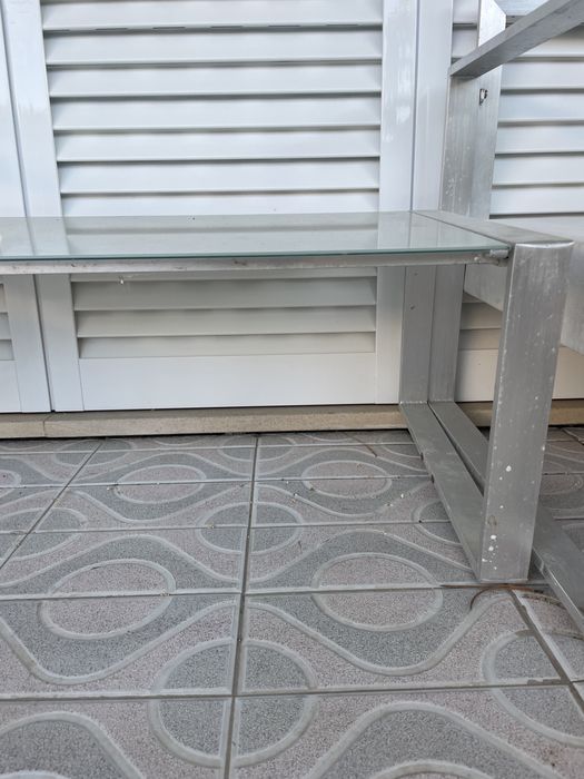 Mesa de apoio em vidro