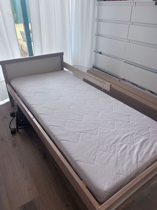 Cama Sniglar + estrado + colchão