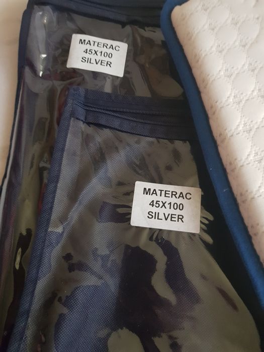 Materac zdrowotny 45 x 100 cm.