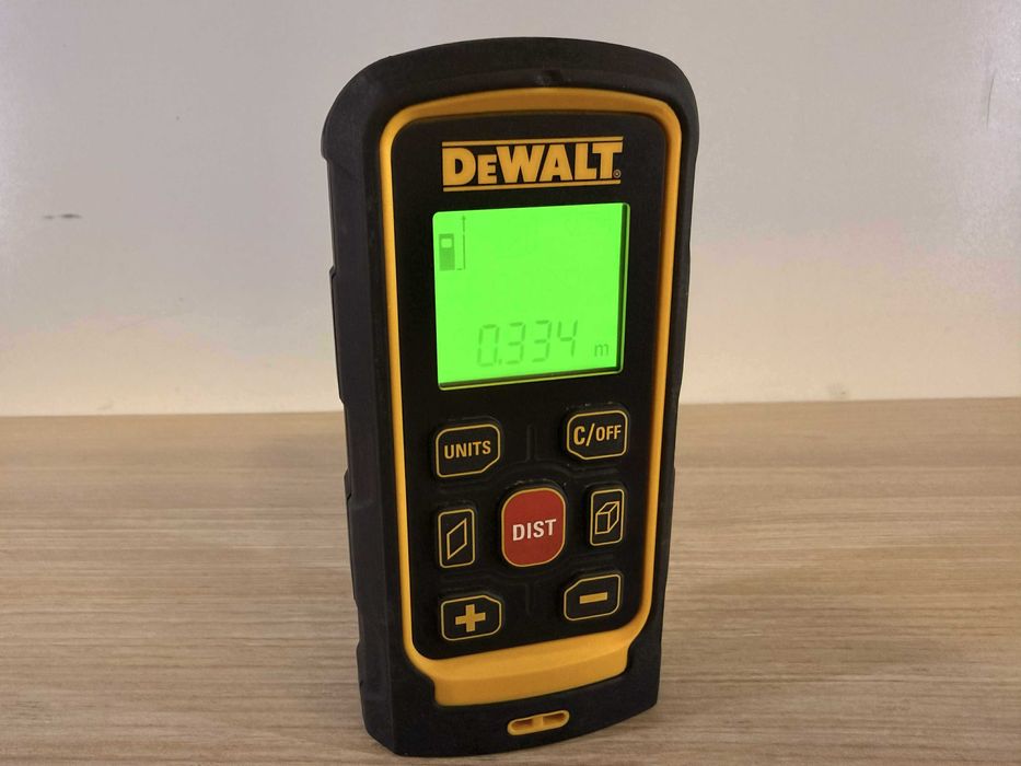 Dalmierz laserowy na baterie DeWalt DW040 40m