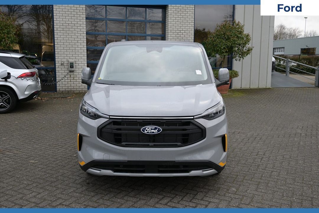 Ford Transit Custom 320 L2H1 Trail 2.0 150KM  Navi !! Audio B&O !! Kamera !! Hak !!