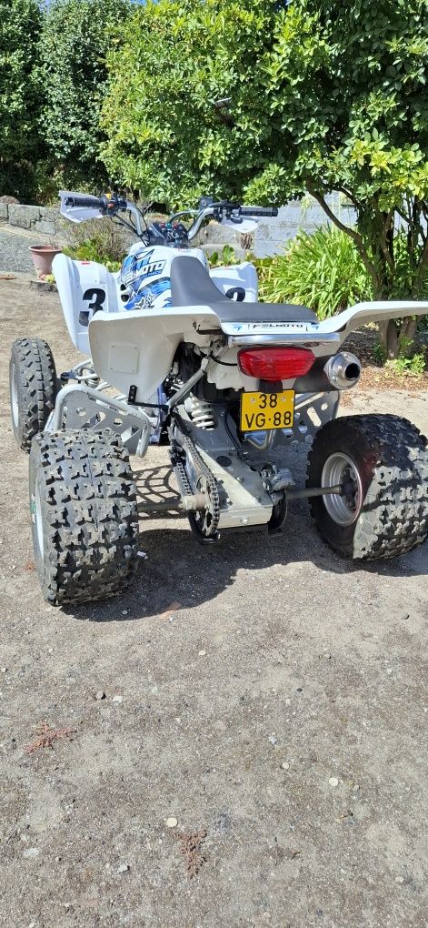 Moto 4 ltz 400cc