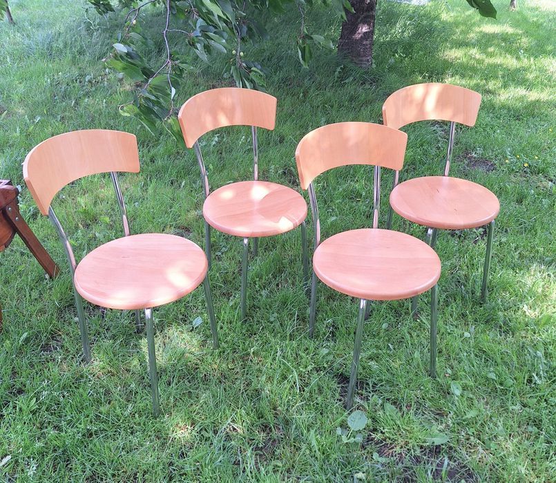 Komplet 4 drewnianych krzeseł krzesła