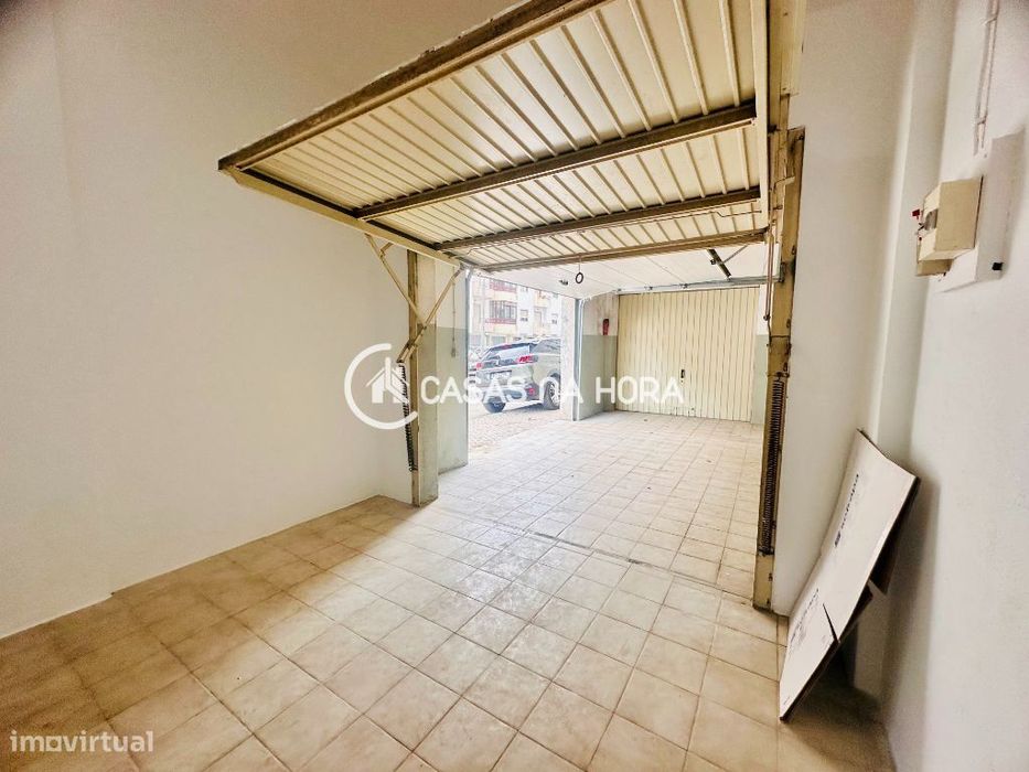 Garagem para Arrendar no