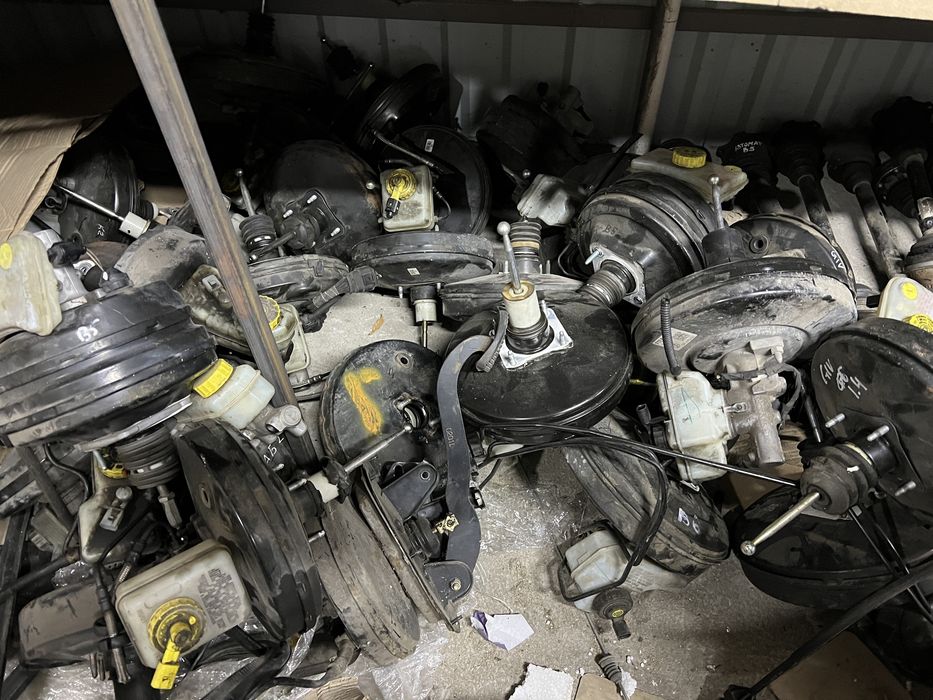 Вакуми циліндри тормозів Volkswagen Passat B5 Golf 4 Bora Skoda