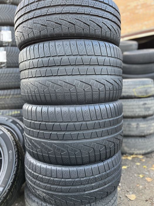 245/35/R20 295/30/R20 (зима ) Різноширокі Pirelli SottoZero