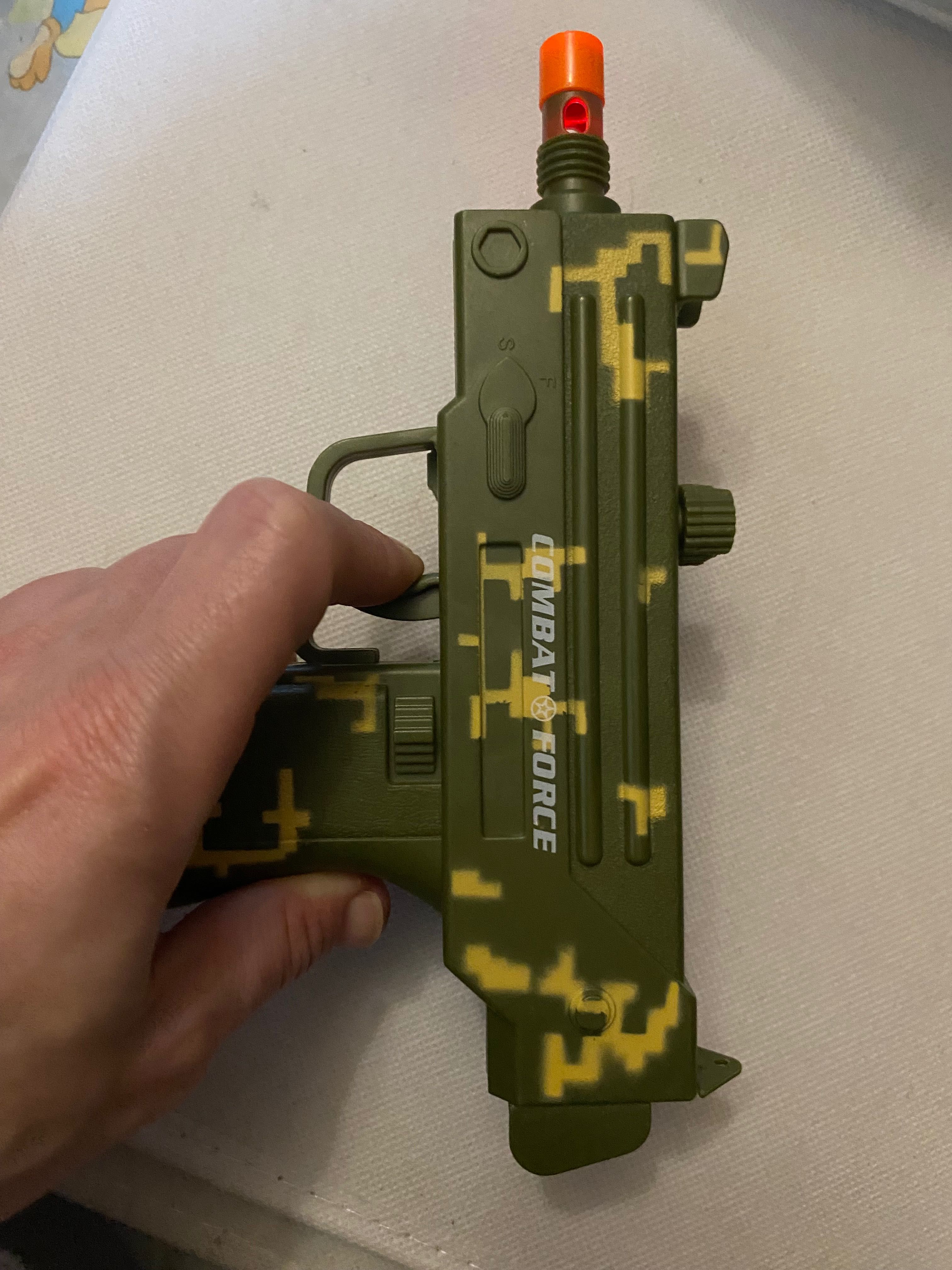 Игрушка пистолет автомат combat force от военного набора интерактивный