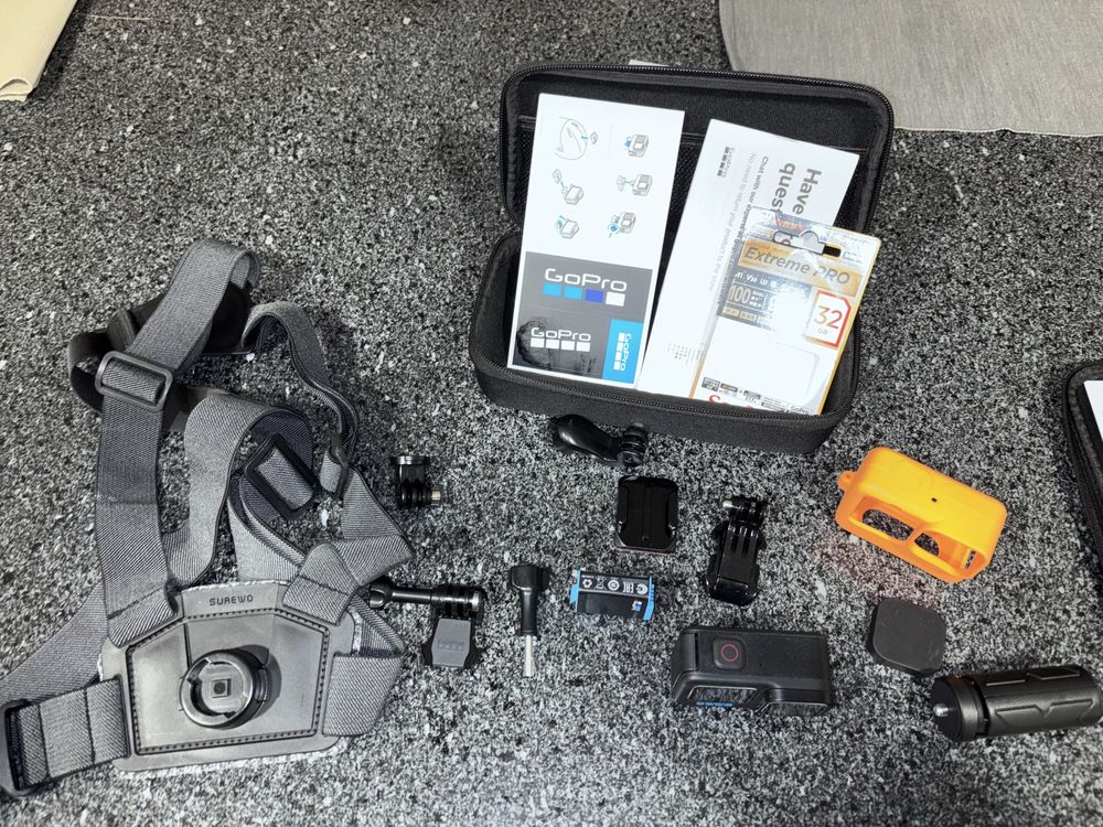GoPro Hero 10 + Acessórios + Estabilizador Hohem iSteady Pro 4