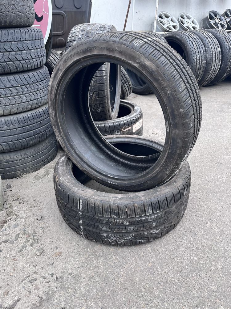 245/40/R20 + 275/35/R20 Pirelli Sotto Zero комплект шин зима