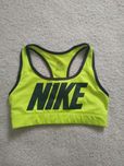 Top sportowy / stanik na trening Nike