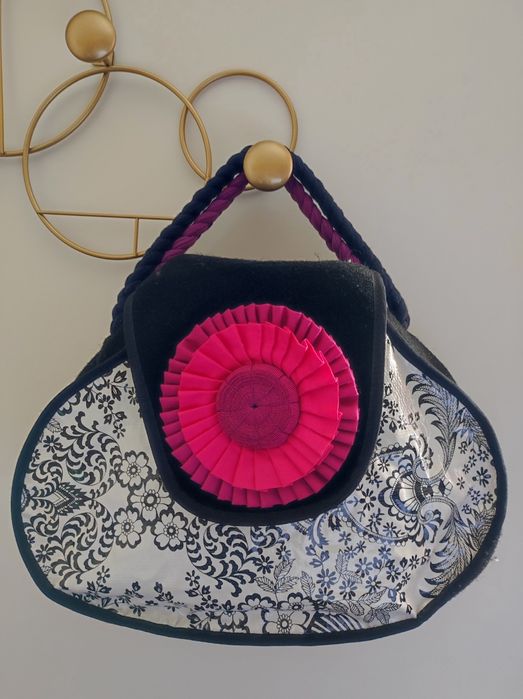 Mala artesanato "História de Panos"