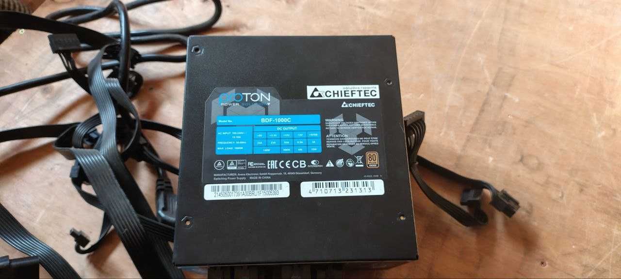 Комп'ютерний блок живлення Chieftec Proton BDF-1000C 1000W