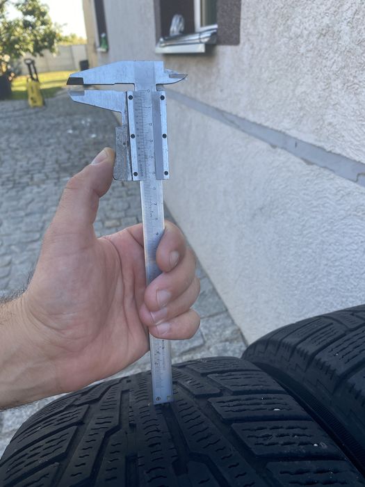 Шини Nokian Nordman 235/65/17 зима