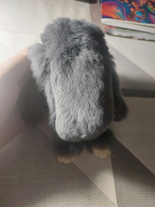 Іграшка. Брелок. Сірий зайчик.