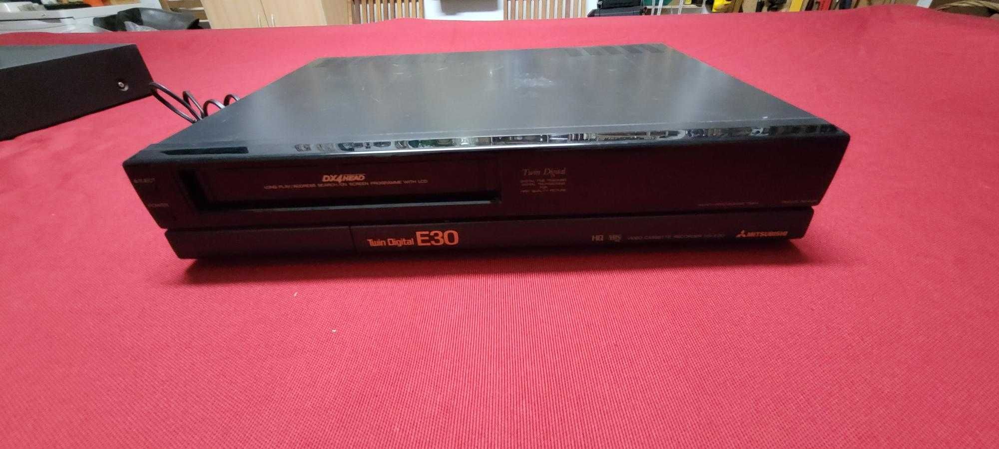 VHS Mitsubishi a funcionar