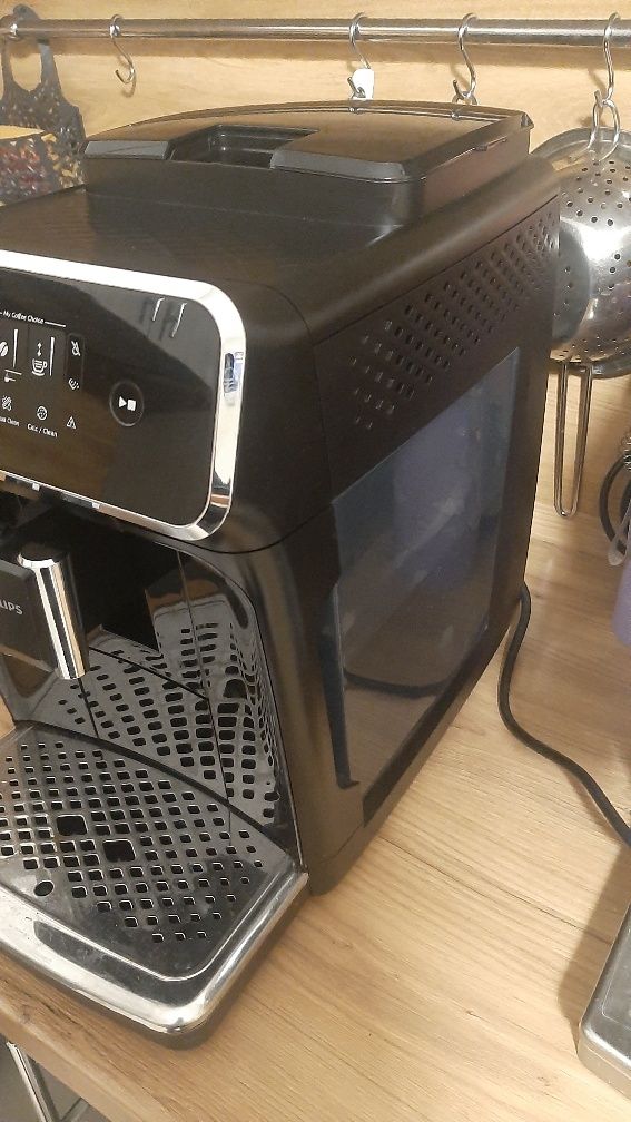 Продам кавомашину Philips Latte Go
