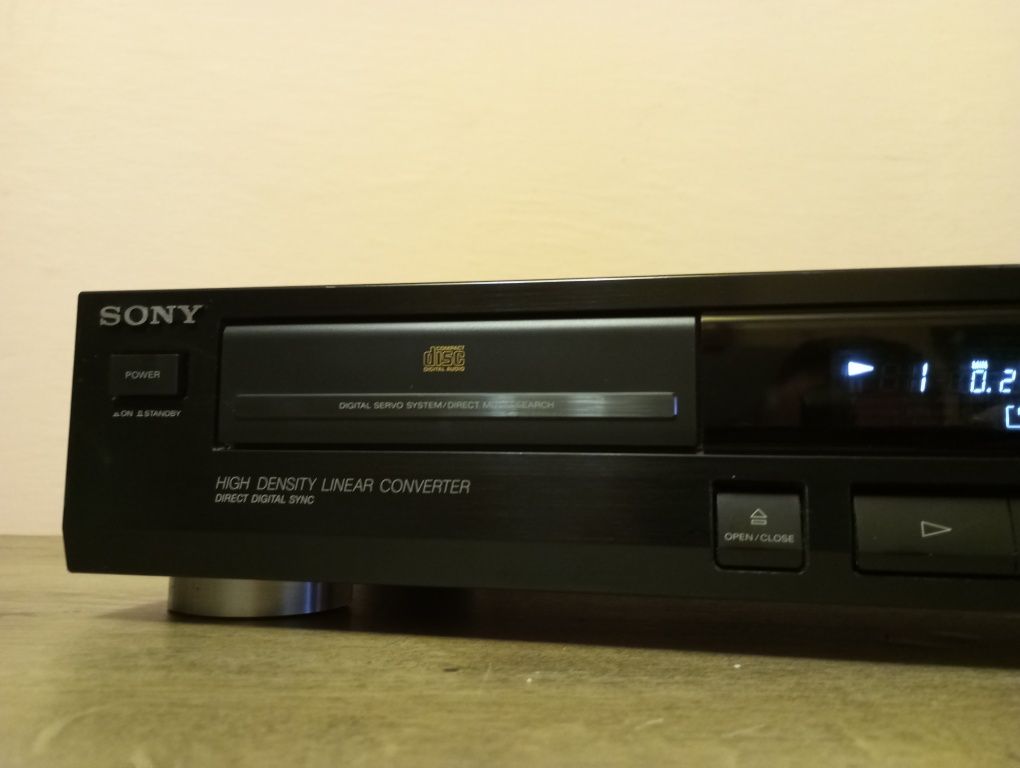 Odtwarzacz CD Sony CDP-497 świetny stan