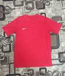 Футболи Nike dri-fit ,S-М размер