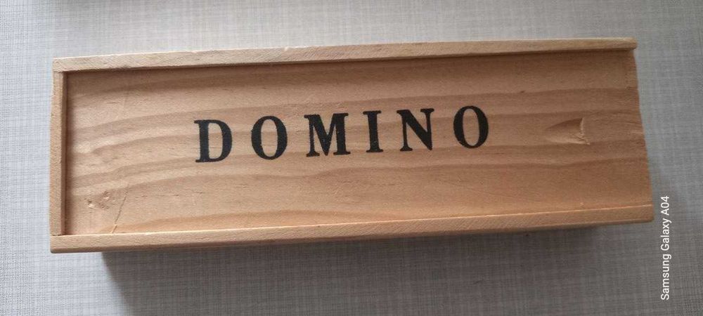 Продаю домино, настольную игру