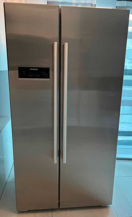 Холодильник Siemens Side by side