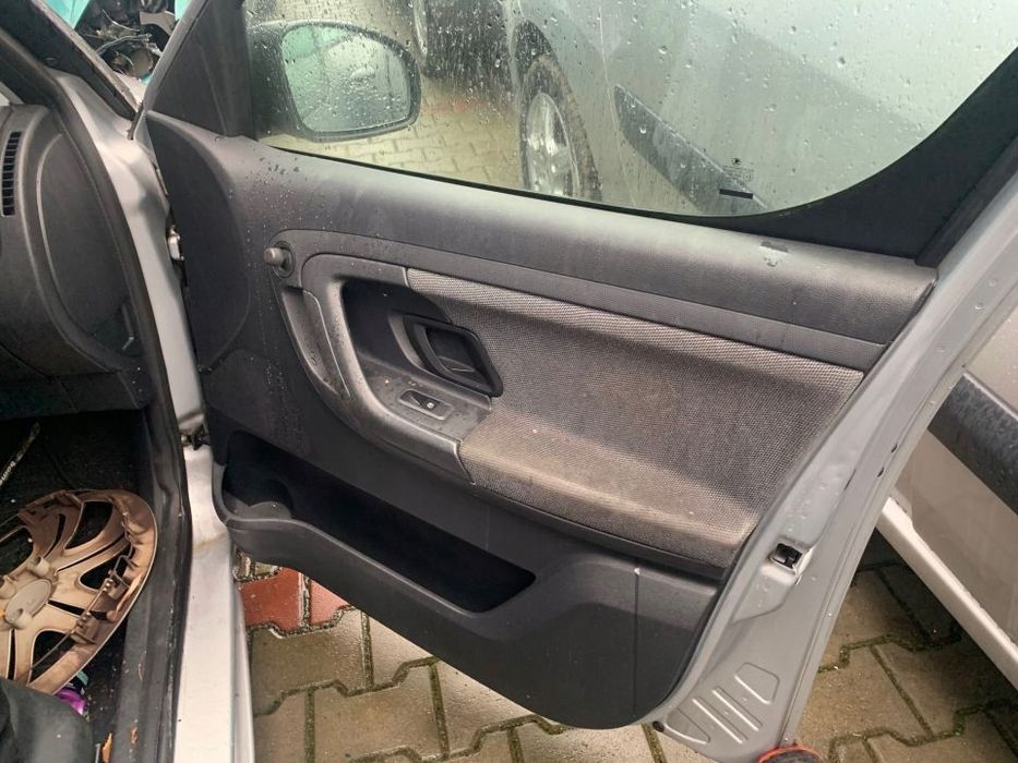 SKODA ROOMSTER boczek tapicerka drzwi prawy przód