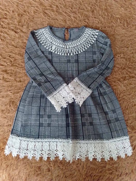 Плаття для дівчинки розмір 110