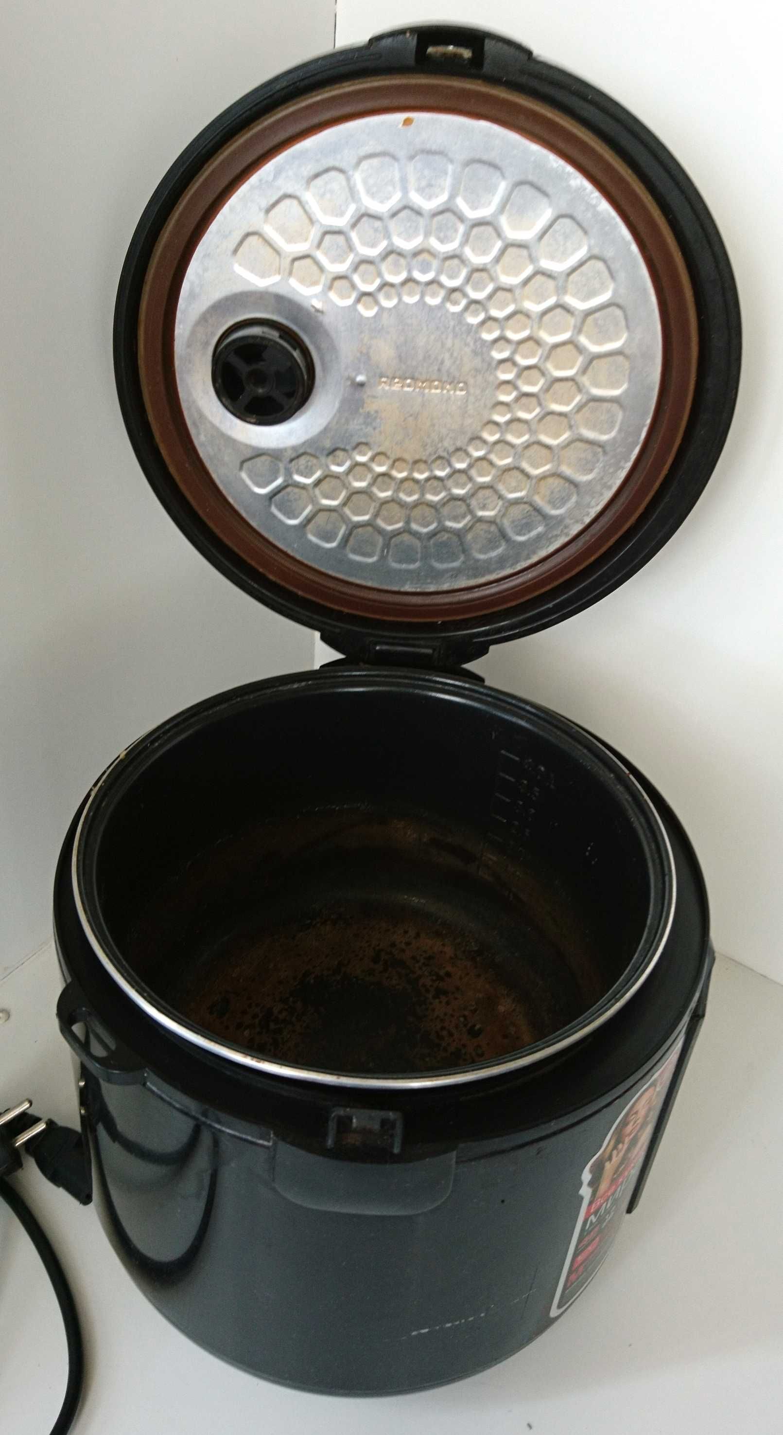 Мультиварка Redmond, модель SkyCooker RMC-M40S. На запчасти.