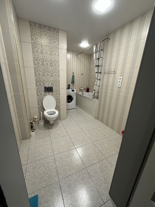 Продам 3-х кімнатну квартиру (по сертифікату)