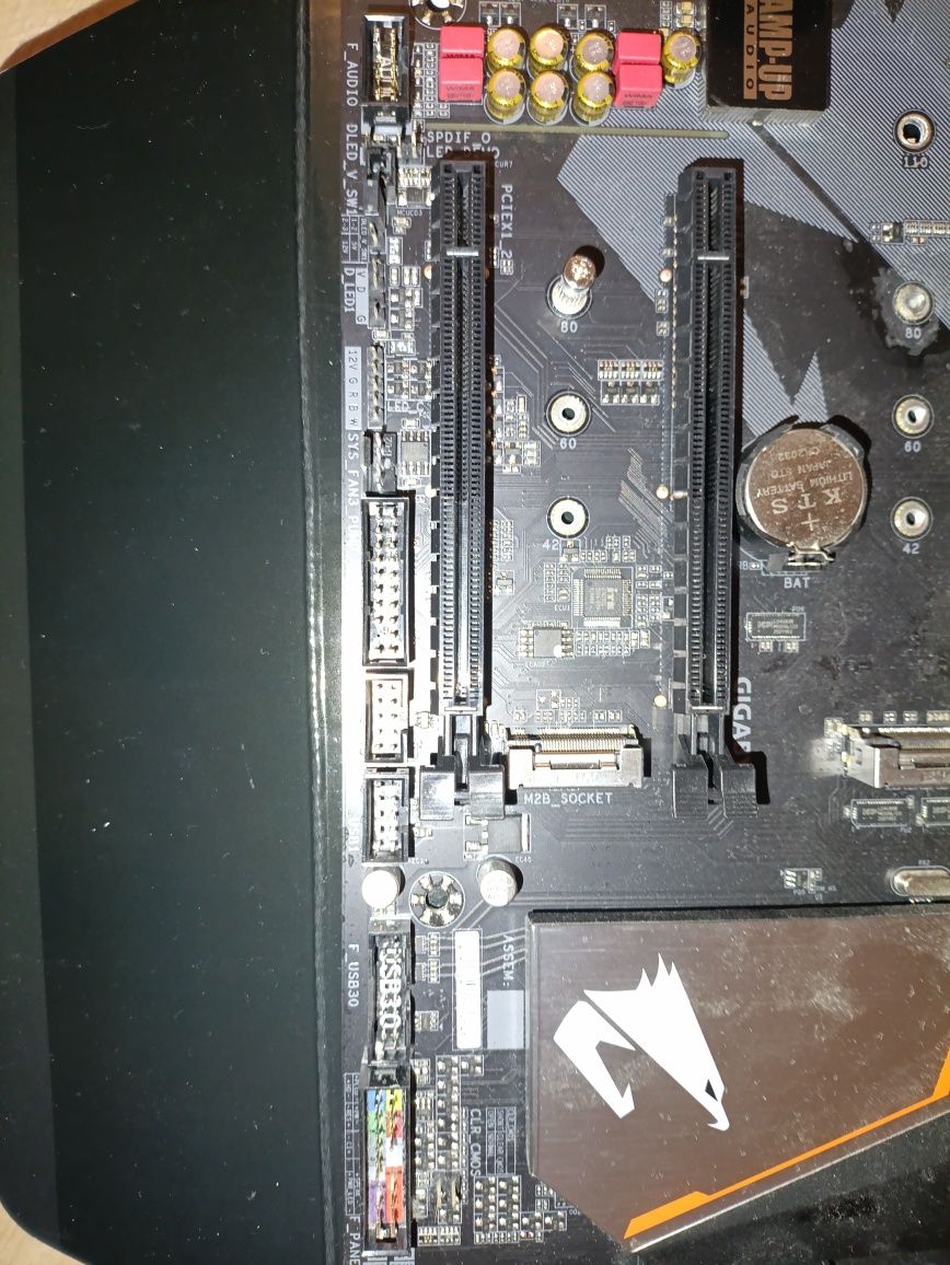 aorus b450 elite + ryzen 5 3600 + pamięć RAM DDR4 3200mhz 16gb