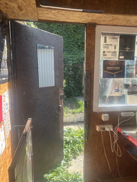 Продам на опт. базі БДЖІЛКА, МАФ з торговим місцем