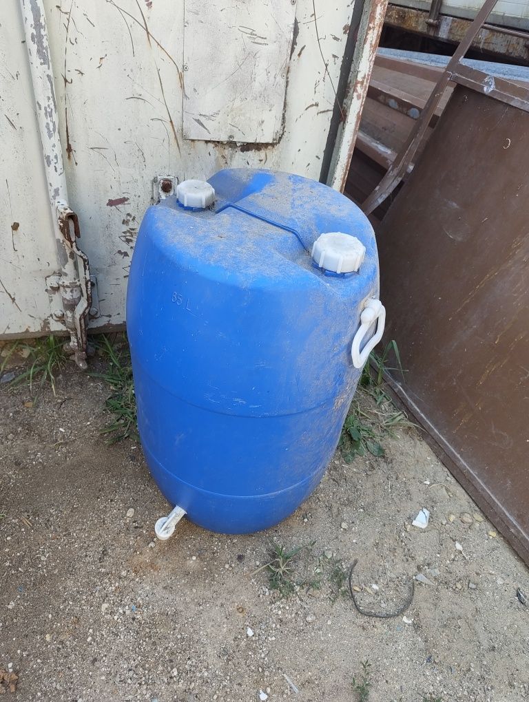 Bidões com torneira 65L