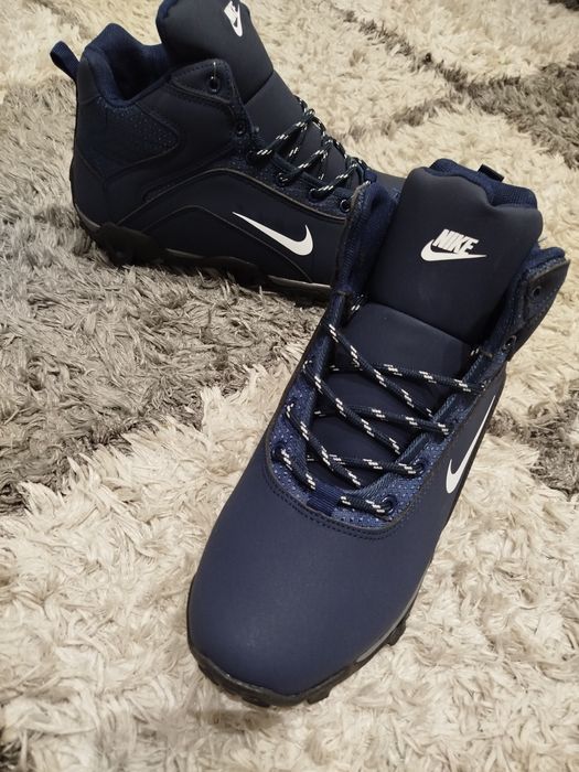Nowe zimowe buty męskie