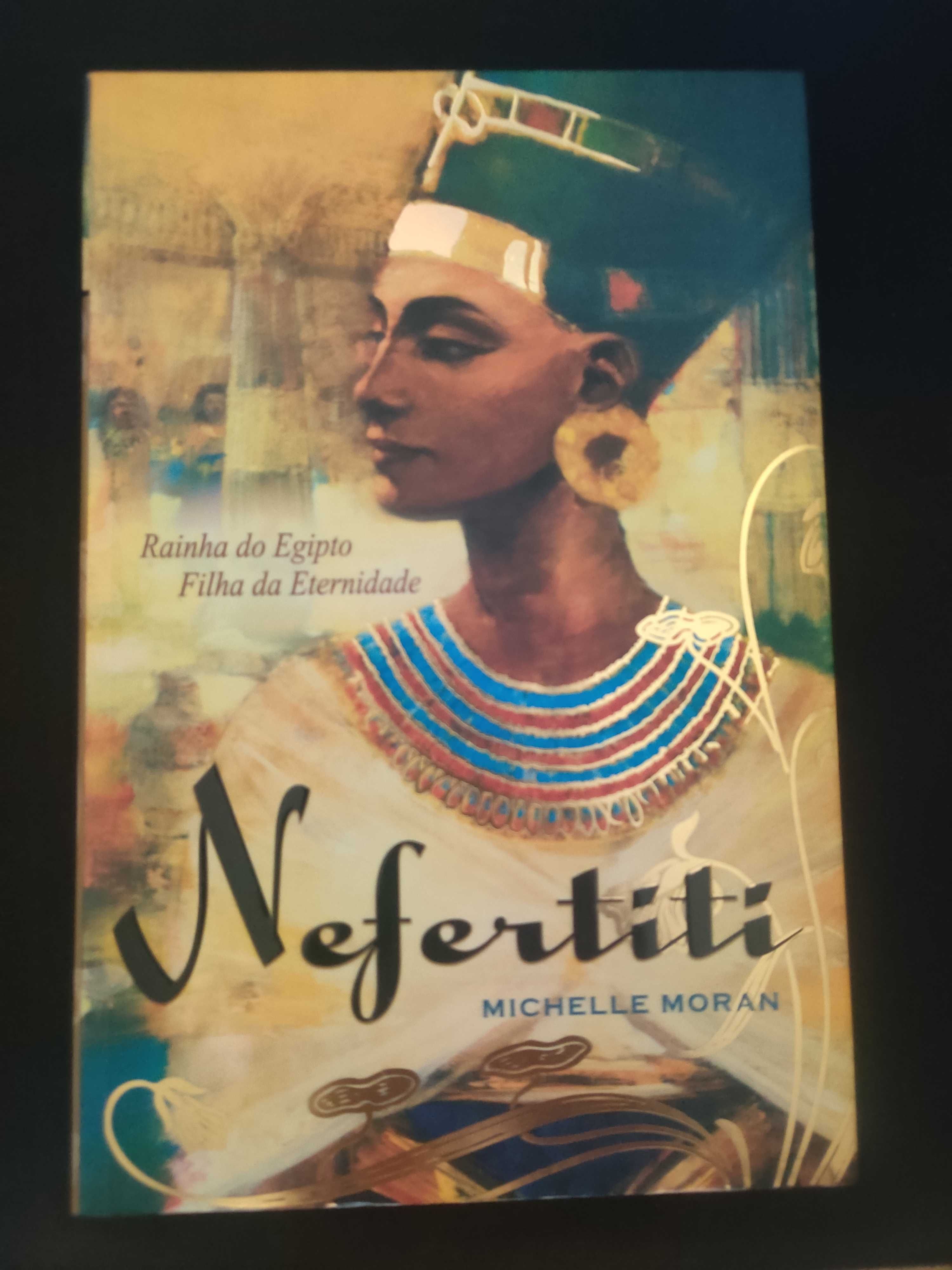 Livro "Nefertiti" - Michelle Moran