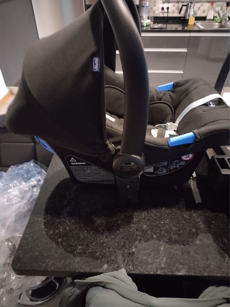 Cadeira ovo bebe com isofix + espeeguiçadeira