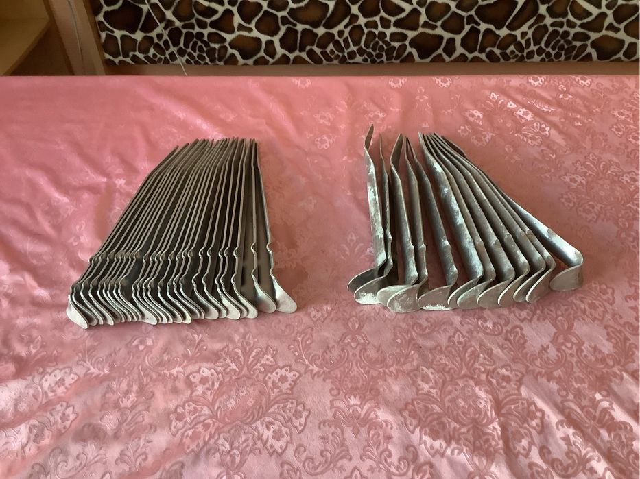 Штыри для натяжения палатки или тента. Новые и б/у. Цены в описании.