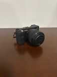 Sony a7c como nova + sony 50mm f1.8 + cage