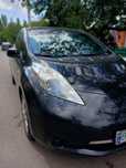 Электромобиль Nissan Leaf 2013 в хорошем состоянии  (родной окрас)