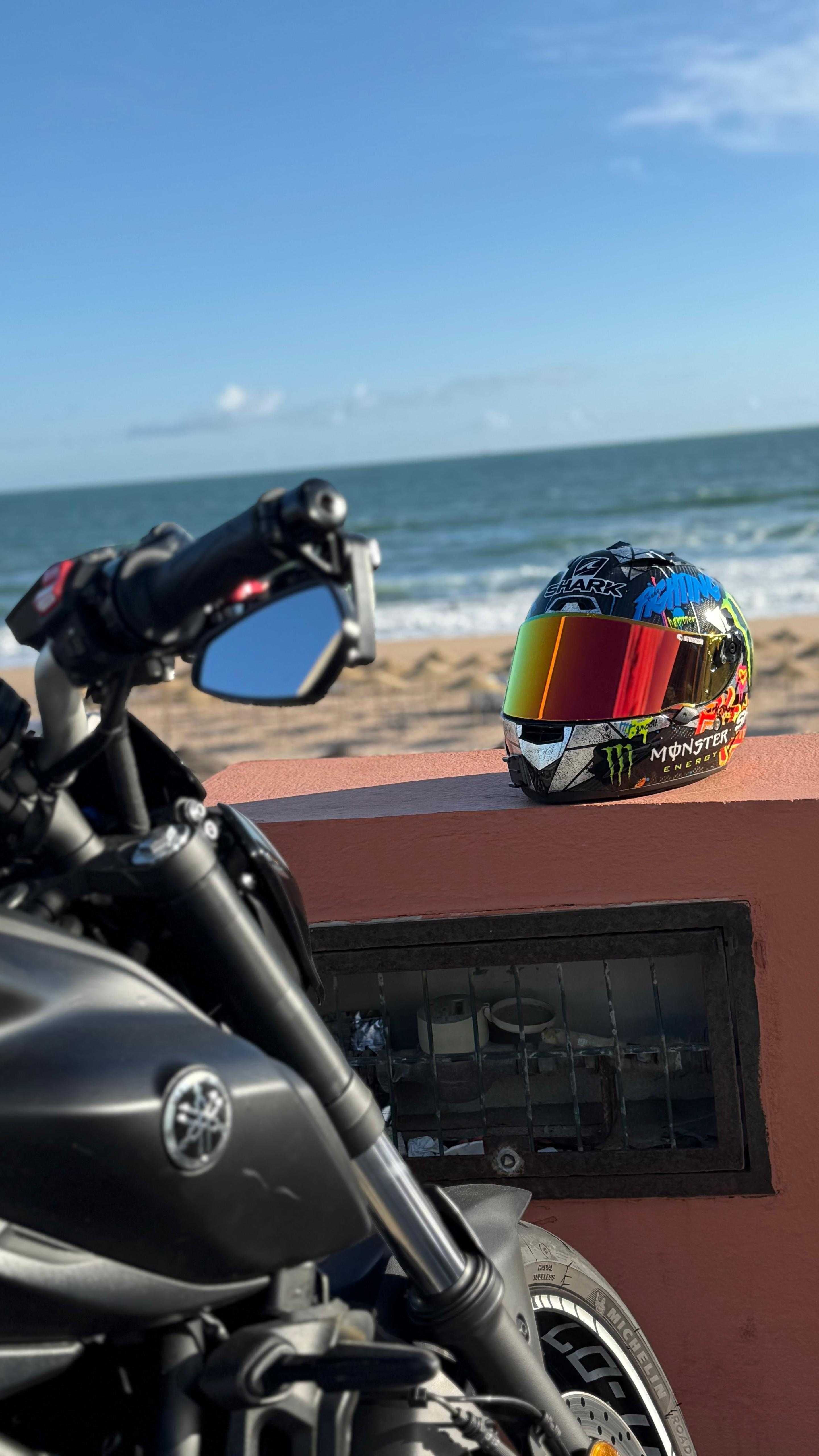 Capacete Shark Race R Pro Carbon Skin
