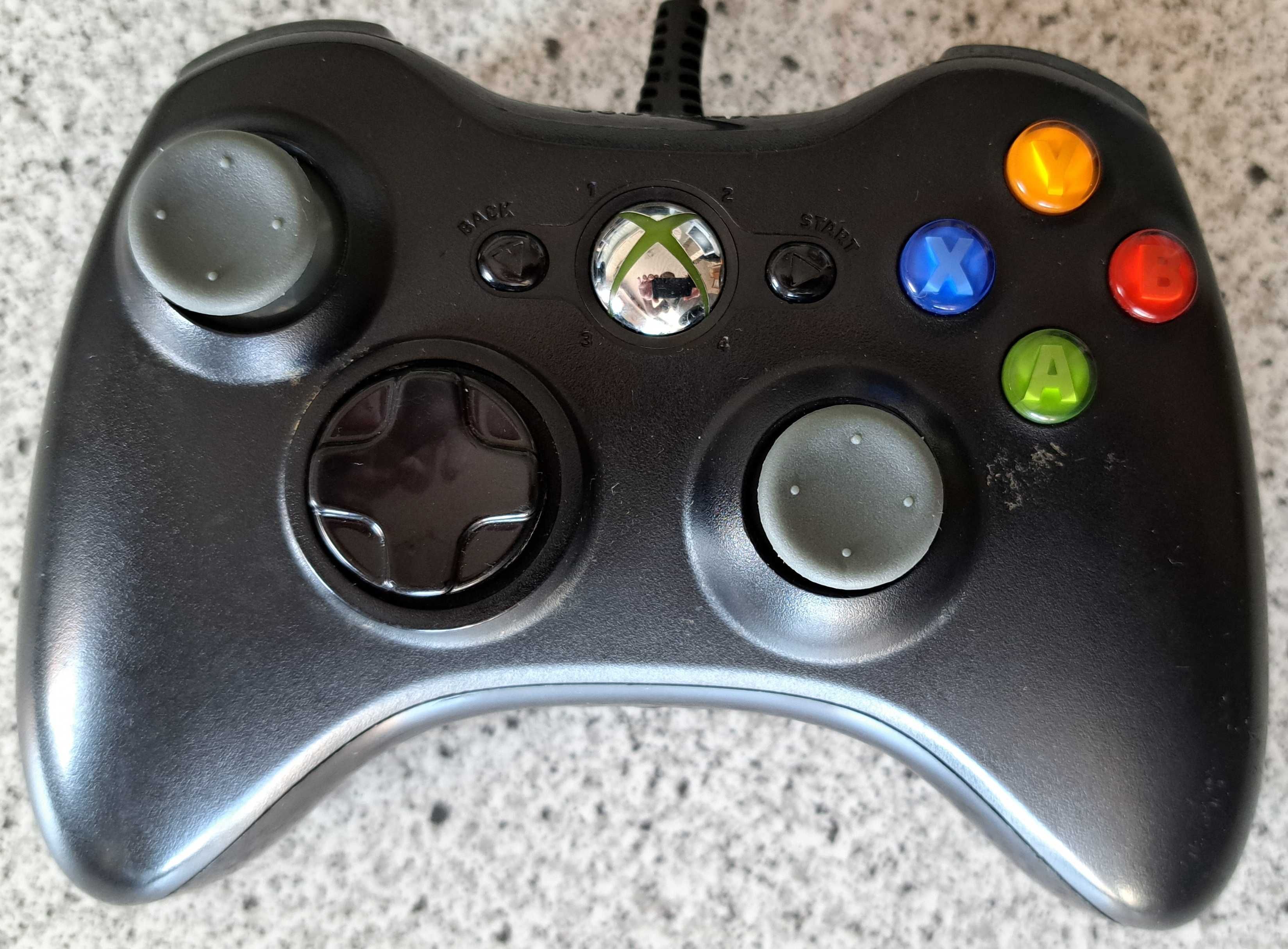 Gamepad Xbox 360, oryginalny, analogi z efektem Halla, sprawny