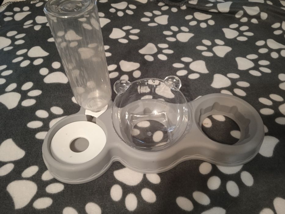 Podwójna miska z automatycznym dozownikiem wody, Poidło dla kota i psa