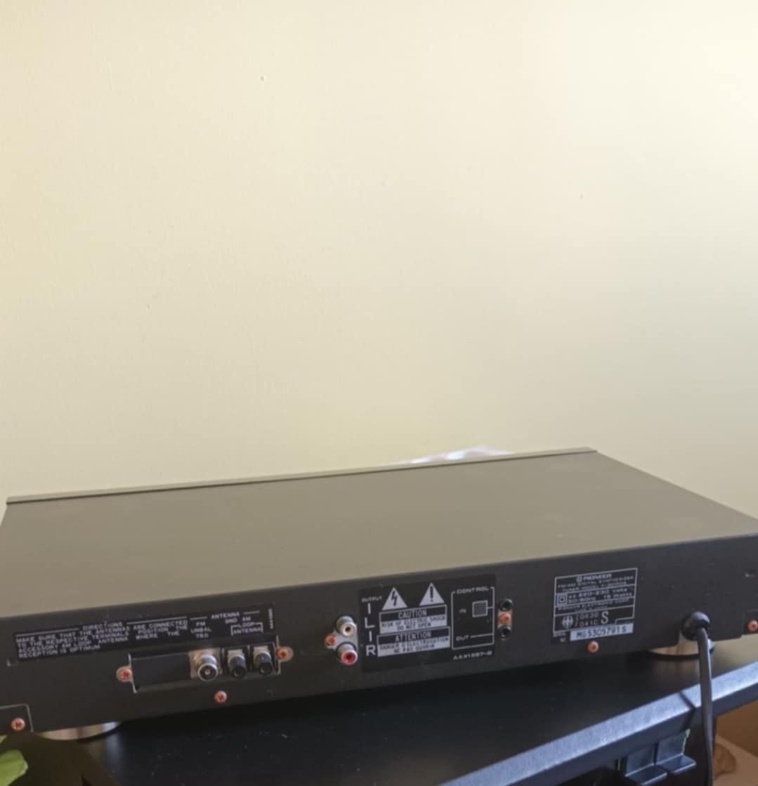 Tuner Pioneer F-301RDS