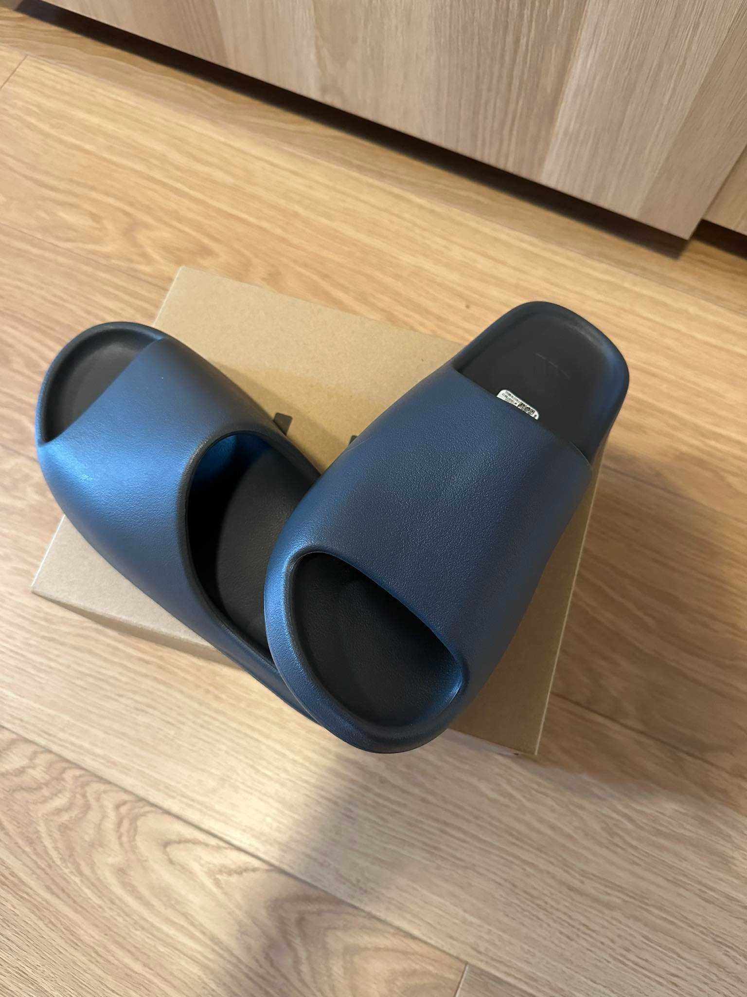 Adidas YZY Slide